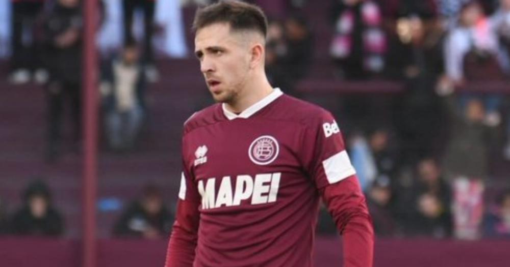 Felipe Peña Biafore reapareció en Lanús