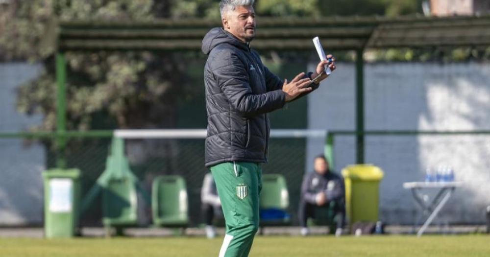 El DT de Banfield tendr? bajas en un partido determinante