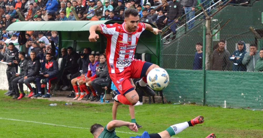 Campana masticó bronca por el 2-2 en Escalada