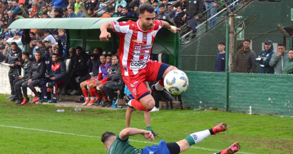 Campana masticó bronca por el 2-2 en Escalada