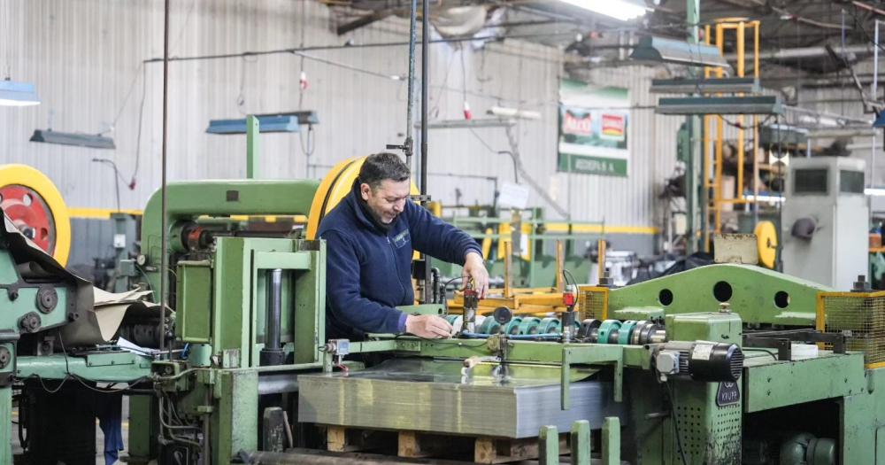 Todas las semanas se organizan visitas a industrias y emprendimientos locales