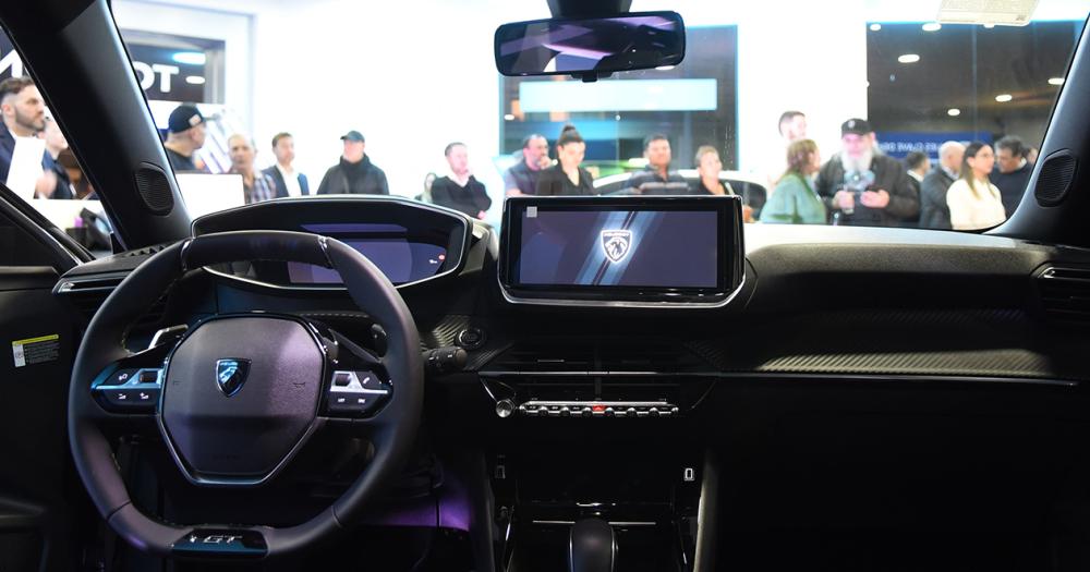 Presentaron el nuevo Peugeot 2008 con invitados especiales en Lomas