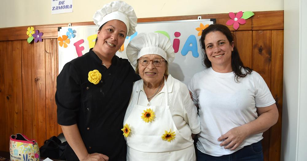 A los 87 antildeos tambieacuten celebra el Diacutea del Estudiante- la historia de Mariacutea Clivia