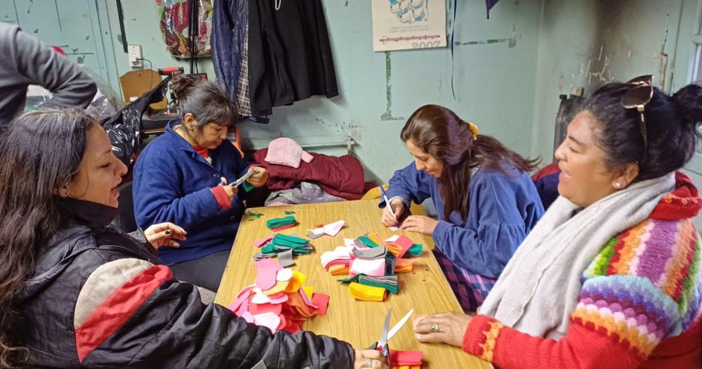 Trabajan las mujeres internadas y externadas del Esteves