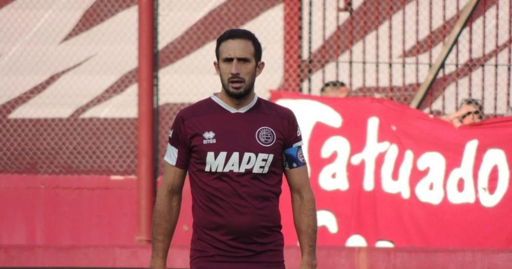 Carlos Izquierdoz lamentó la goleada sufrida por Lanús ante Huracn