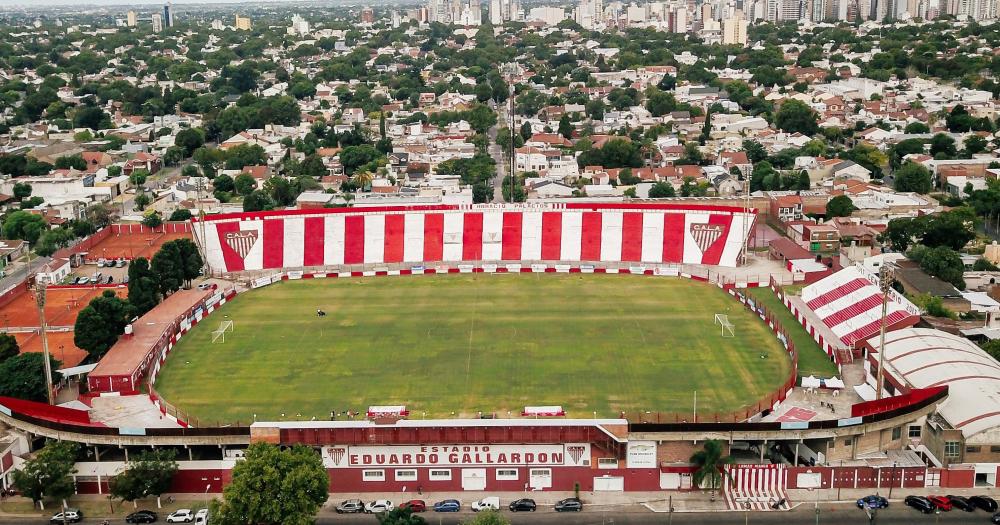 Estadio Eduardo Gallardón la casa de Los Andes