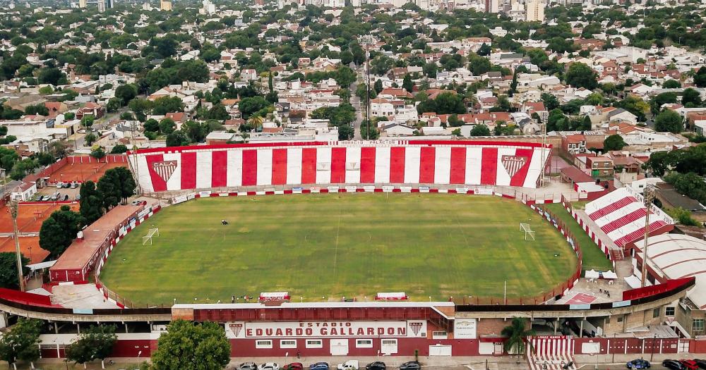 Estadio Eduardo Gallardón la casa de Los Andes