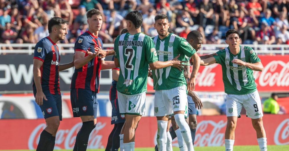 Banfield sufrió el hombre de menos