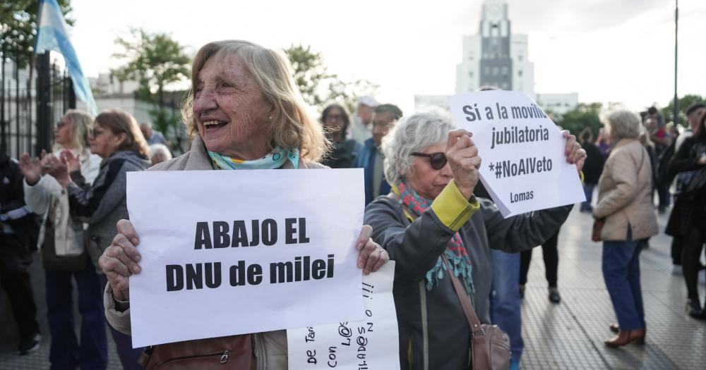 Jornada nacional de protestas contra los vetos de Milei