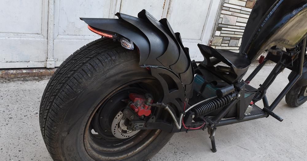 Made in Lomas- un artesano banfilentildeo creoacute una motocicleta eleacutectrica