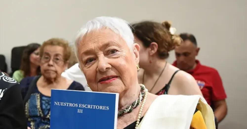 A sus 85 años Danesino lanzó un nuevo libro siendo el primero dedicado a cuentos y relatos