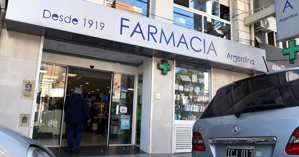 La farmacia de Lomas que nacioacute hace 105 antildeos y se mantiene por un legado familiar