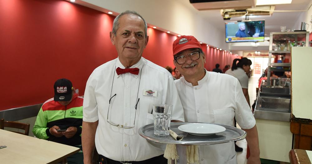 El Mario Bros de La Continental de Lomas- Hay clientes que preguntan por eacutel