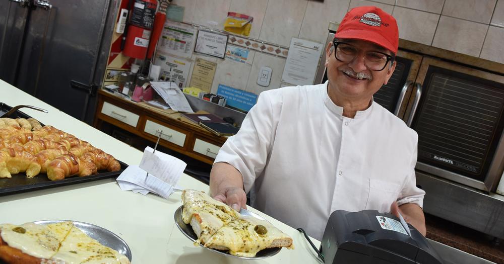 El Mario Bros de La Continental de Lomas- Hay clientes que preguntan por eacutel