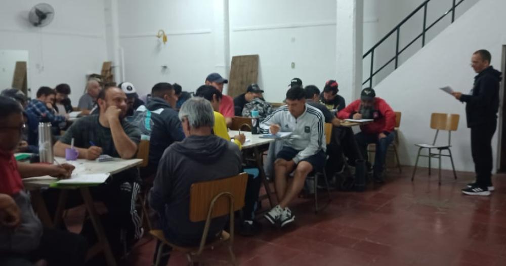 El curso se dictó una vez por semana en ocho clases