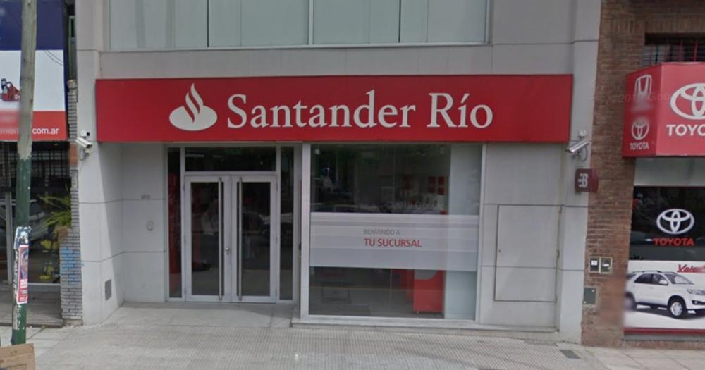 El lugar del golpe- el Banco Santander Río que funcionaba cerca del Coto de Temperley