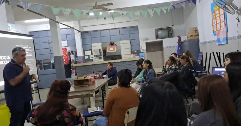 En 1° de Marzo 1360 Llavallol se dictan distintos talleres abiertos a la comunidad