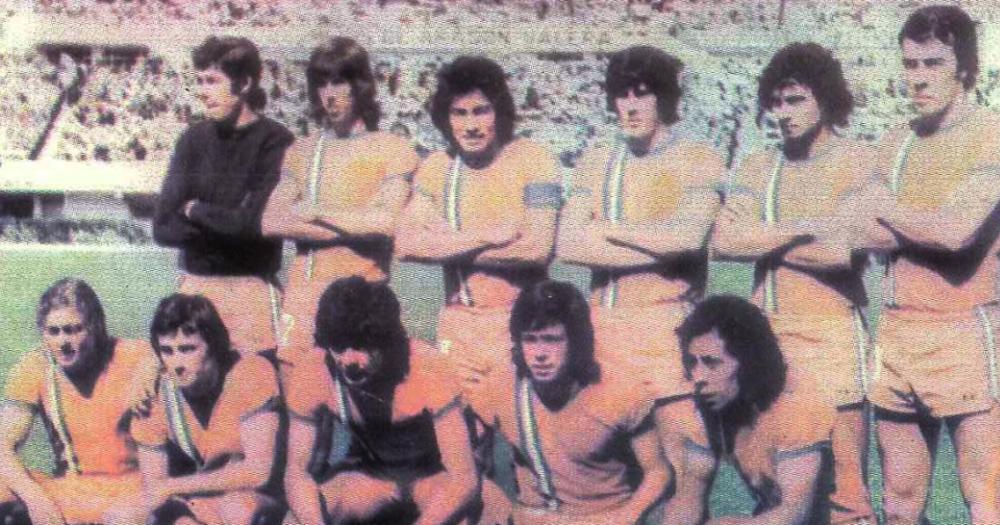 La histórica camiseta de Banfield usada en 1976