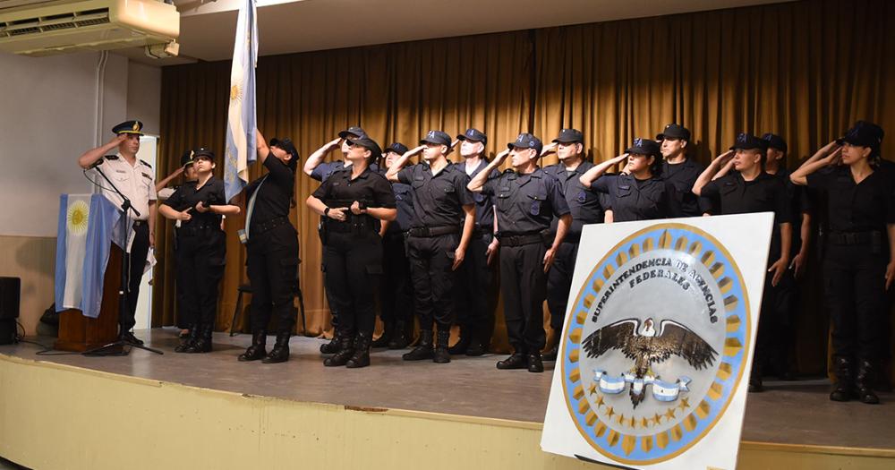 Cerca de 200 personas estuvieron presentes en la ceremonia protocolar