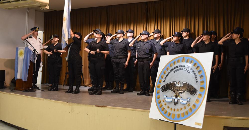 Cerca de 200 personas estuvieron presentes en la ceremonia protocolar