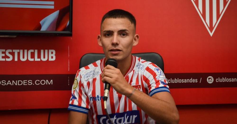 Axel Pez le hablo al hincha de Los Andes