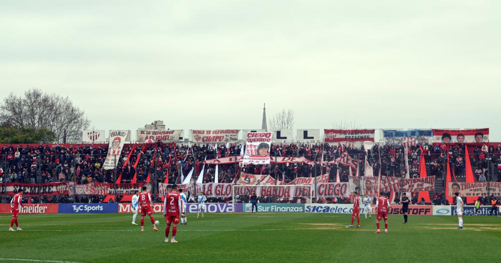 El club saca micros hacia Junín