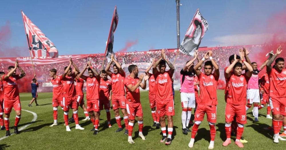 Los Andes saluda a sus hinchas