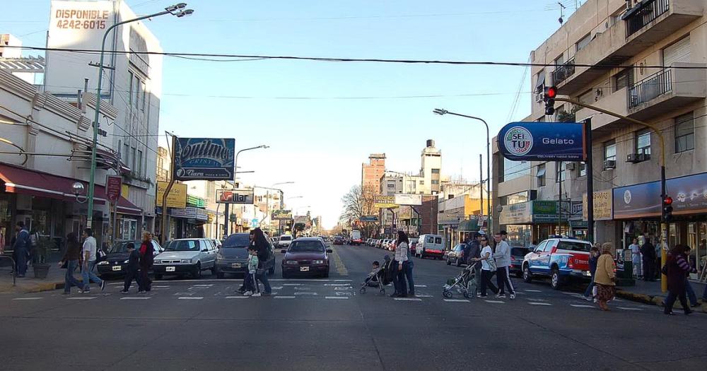 Alsina y Maipú pleno centro de Banfield Este