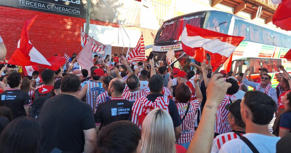 Hubo un centenar hinchas en el estadio Gallardón