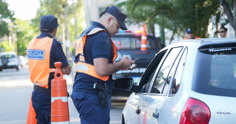 Los efectivos hacen tareas de interceptación vehicular e identificación de ocupantes