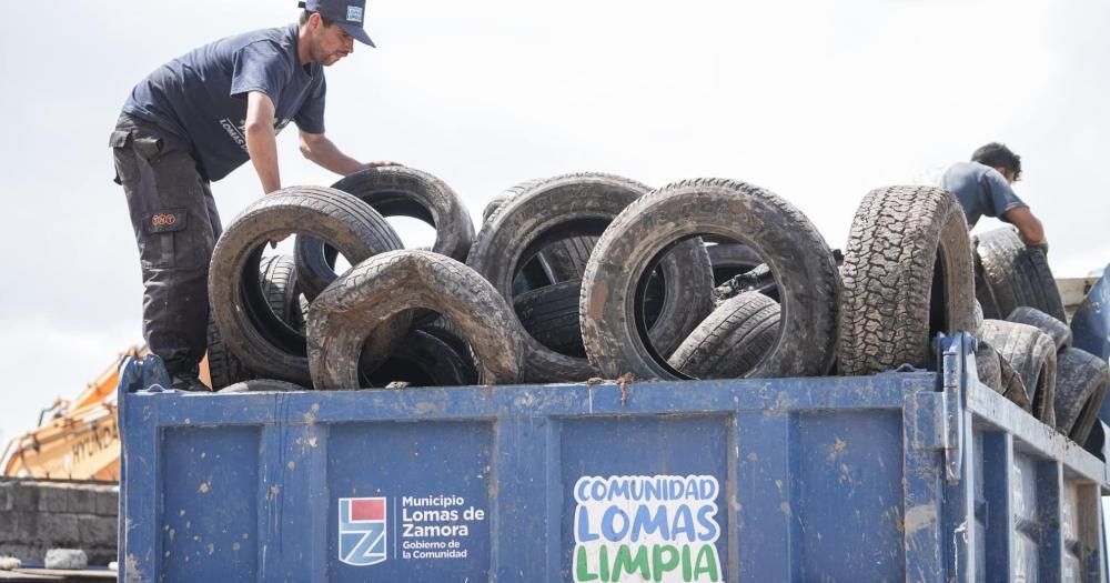 Reciben neumaacuteticos en desuso en Lomas para su reciclar y poner en valor