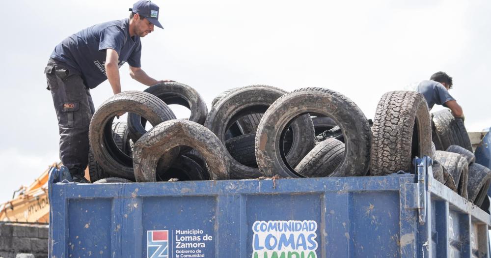 Reciben neumaacuteticos en desuso en Lomas para reciclar y poner en valor