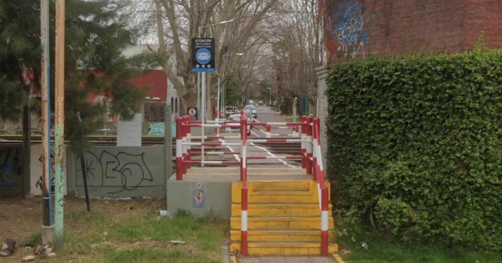 El cruce peatonal donde ocurrió el hecho