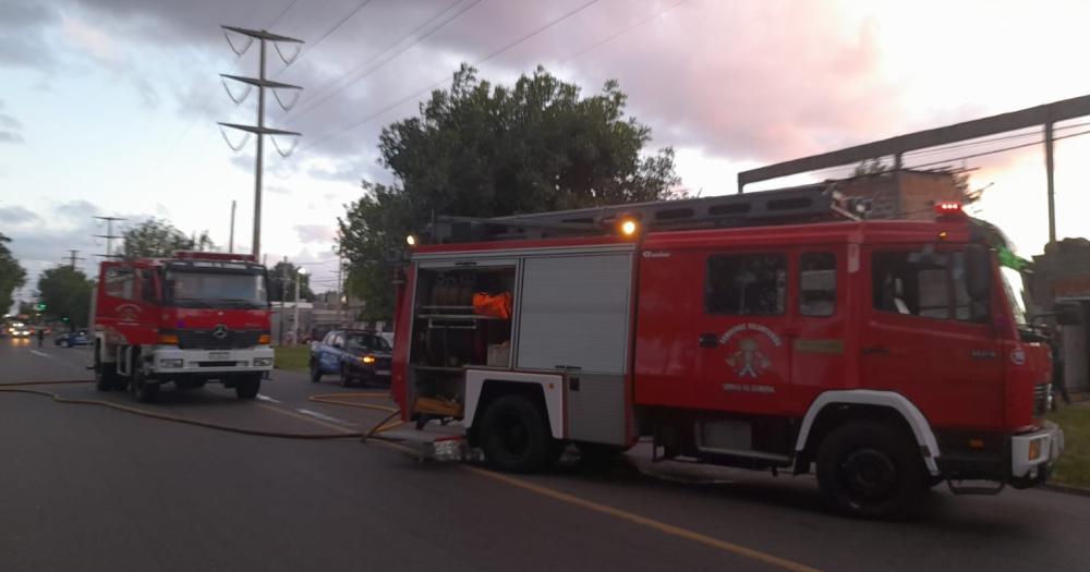 Trabajaron en el lugar dos dotaciones y ocho bomberos