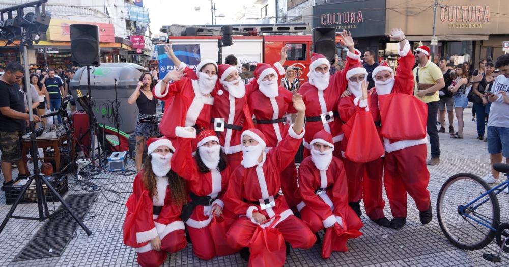 Una gran oportunidad para comprar los regalos del arbolito