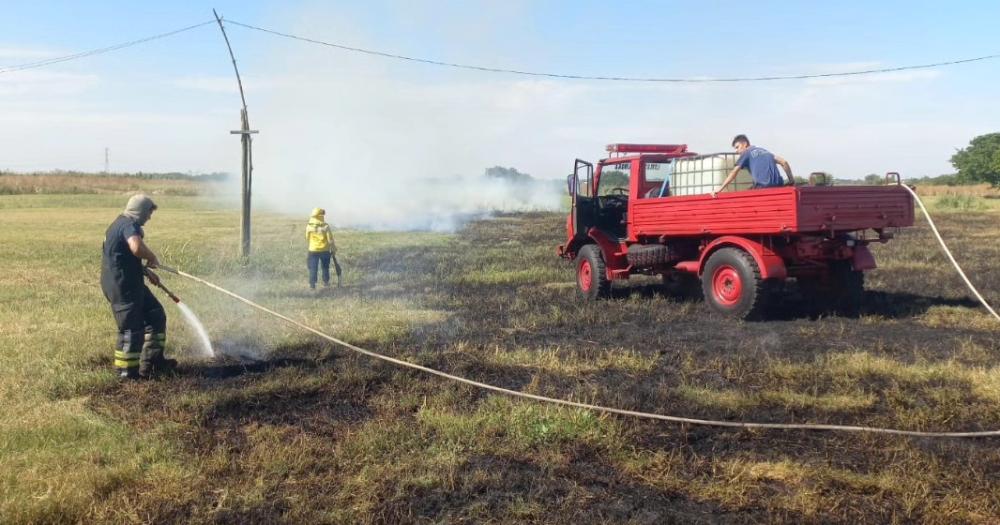 Hubo tres focos de incendio en el predio