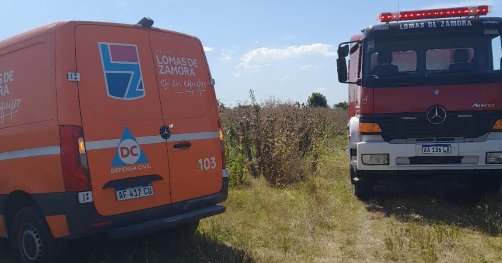 Defensa Civil apoyó la labor de los bomberos durante las horas en que se trabajó en el predio