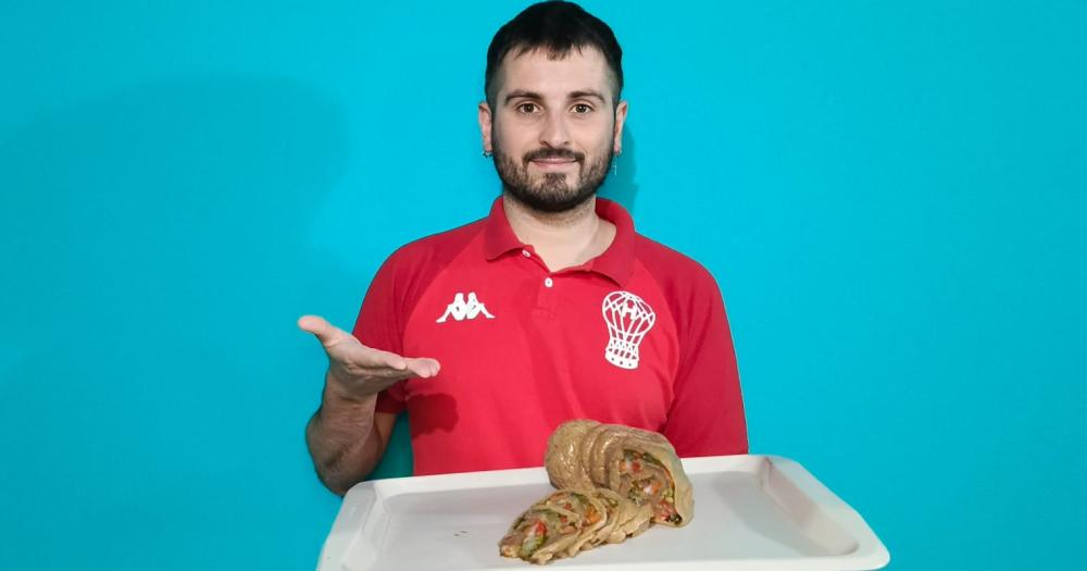 Es furor gracias a sus recetas sin sufrimiento animal y por ser hincha de Huracn