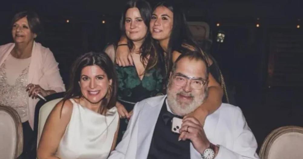 Jorge Lanata con Elba Marcovecchio y sus hijas