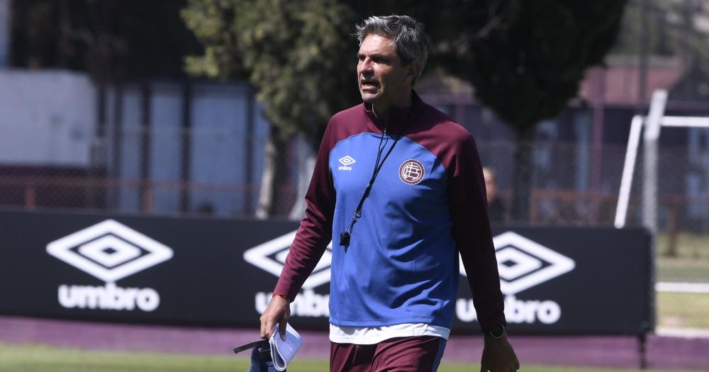 Mauricio Pellegrino inició su ciclo en Lanús