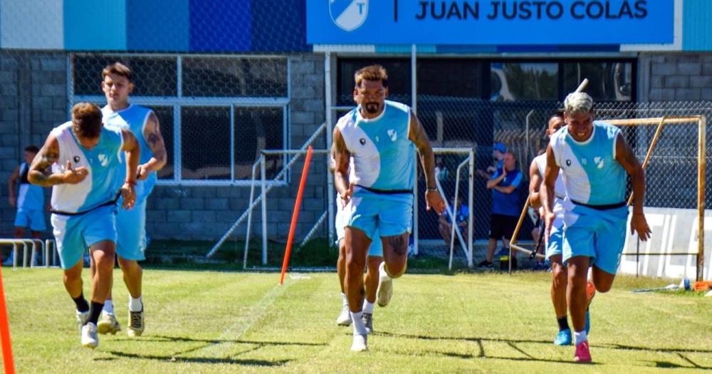 Luciano Nieto afrontar su segundo periodo en Temperley