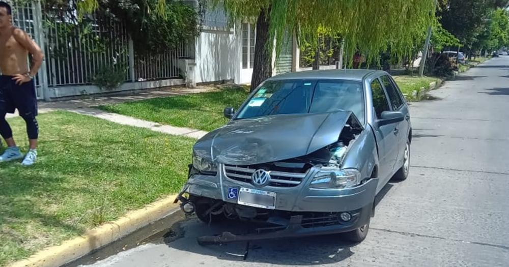 Así quedó el auto tras el choque