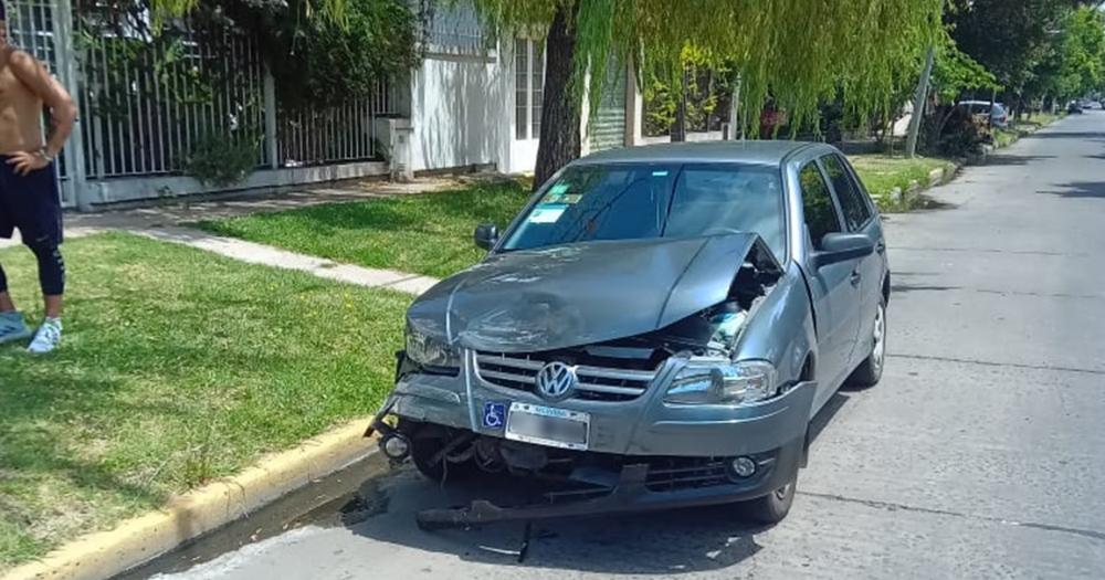 Así quedó el auto tras el choque