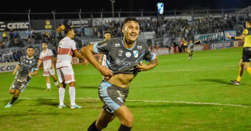 Arturia anotó seis goles en Temperley y ahora quiere triunfar en Banfield