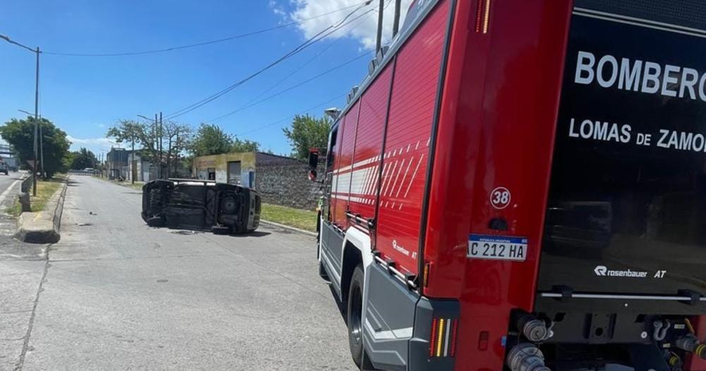 Los Bomberos de Lomas intervinieron en el lugar