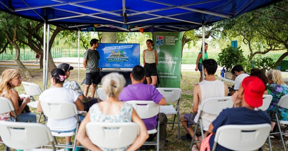 Taller de plantas nativas en el Parque Finky