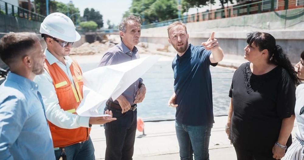 Otermín recorrió las obras junto al ministro Katopodis