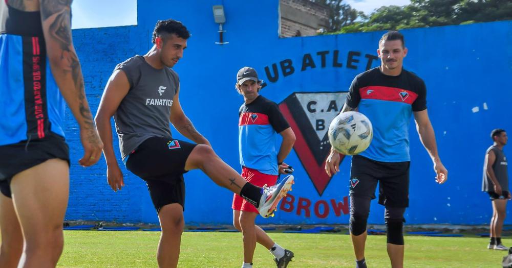 El Tricolor suma 10 refuerzos