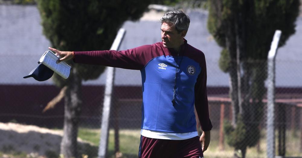 Pellegrino habló del último conflicto que vivió Lanús