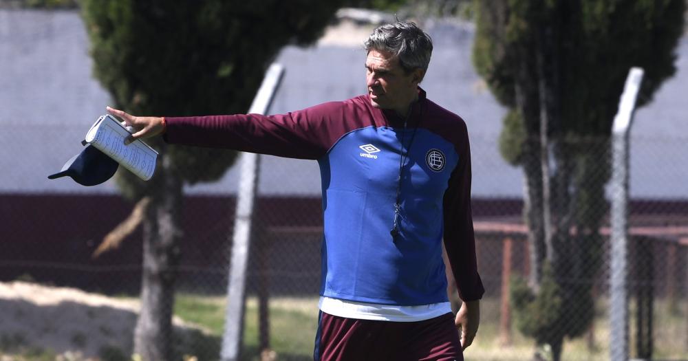 Pellegrino habló del último conflicto que vivió Lanús